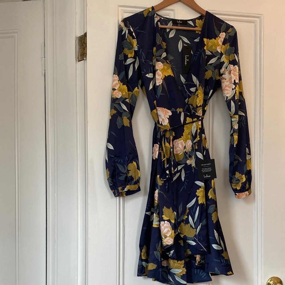 Lulu's Navy Floral Long Sleeve Dress